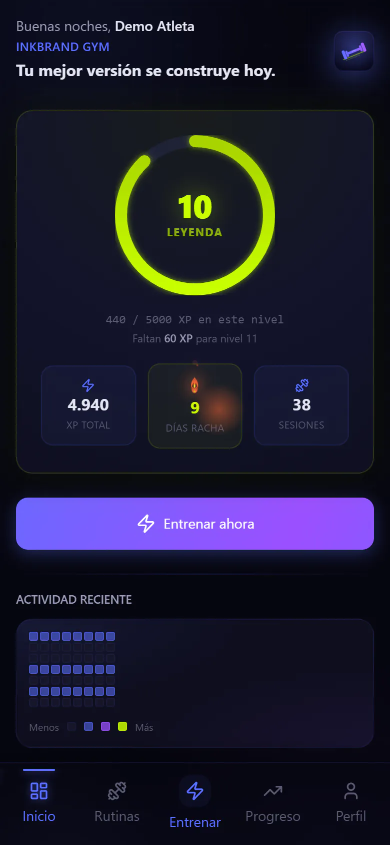 App de gimnasio con marca inkbrand y datos de ejemplo, en un celular
